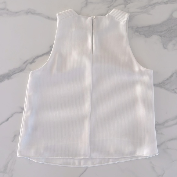 White Aritzia Babaton Ribbed Edwin Sleeveless Tank Blouse - Picture 2 of 8